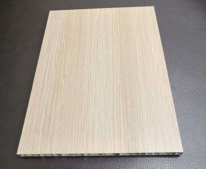 LG木紋膜鋁蜂窩板_700.jpg